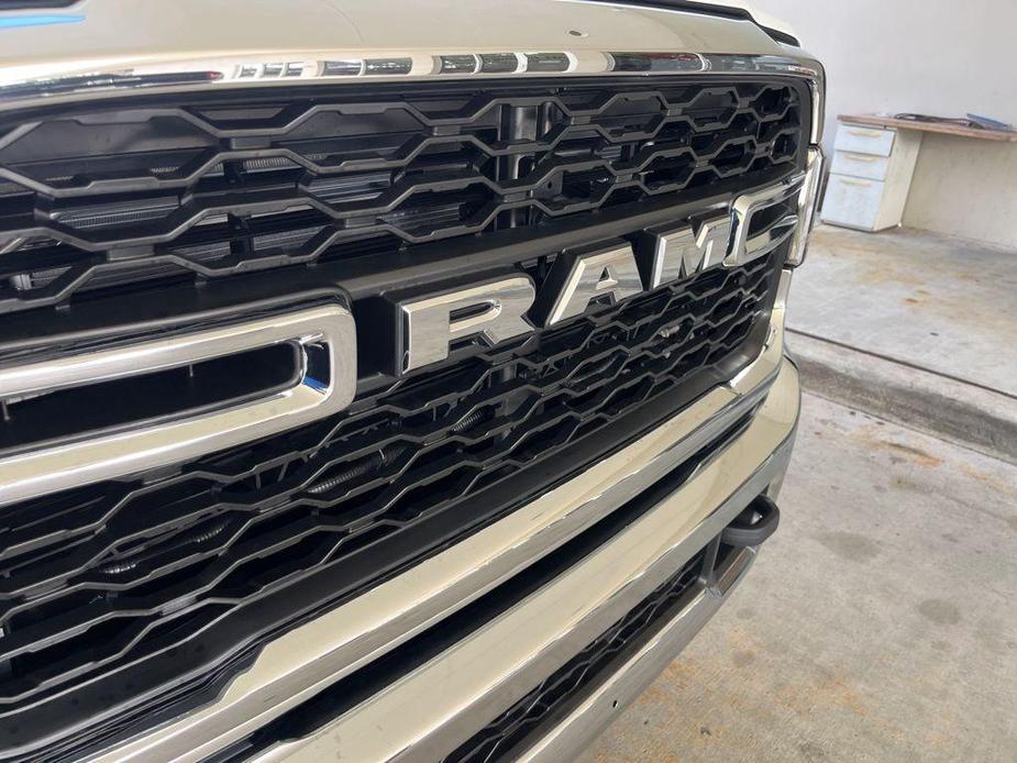 new 2024 Ram 3500 car, priced at $62,665