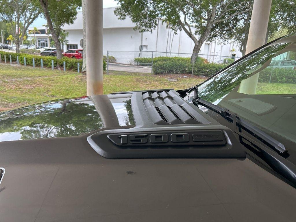 new 2025 Ram 1500 car, priced at $57,076
