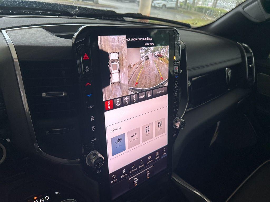 new 2025 Ram 1500 car, priced at $62,707