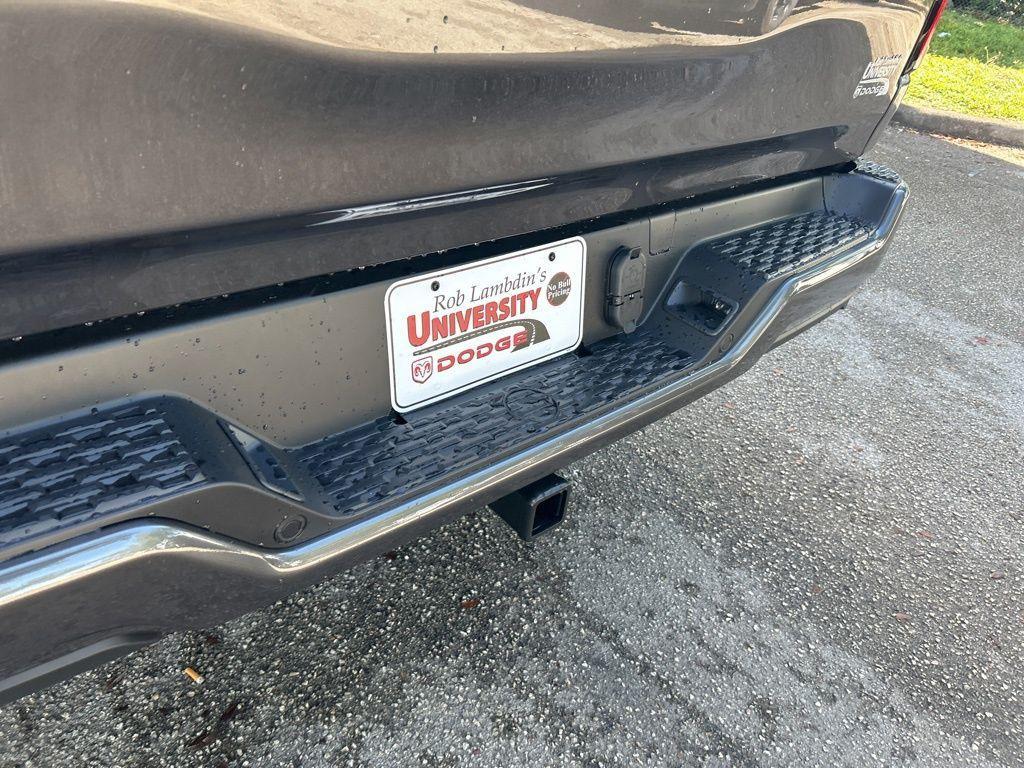 new 2025 Ram 1500 car, priced at $44,762