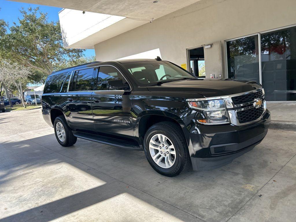 used 2018 Chevrolet Suburban car, priced at $25,425