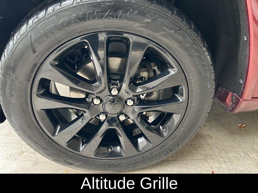 used 2020 Jeep Grand Cherokee car, priced at $20,991