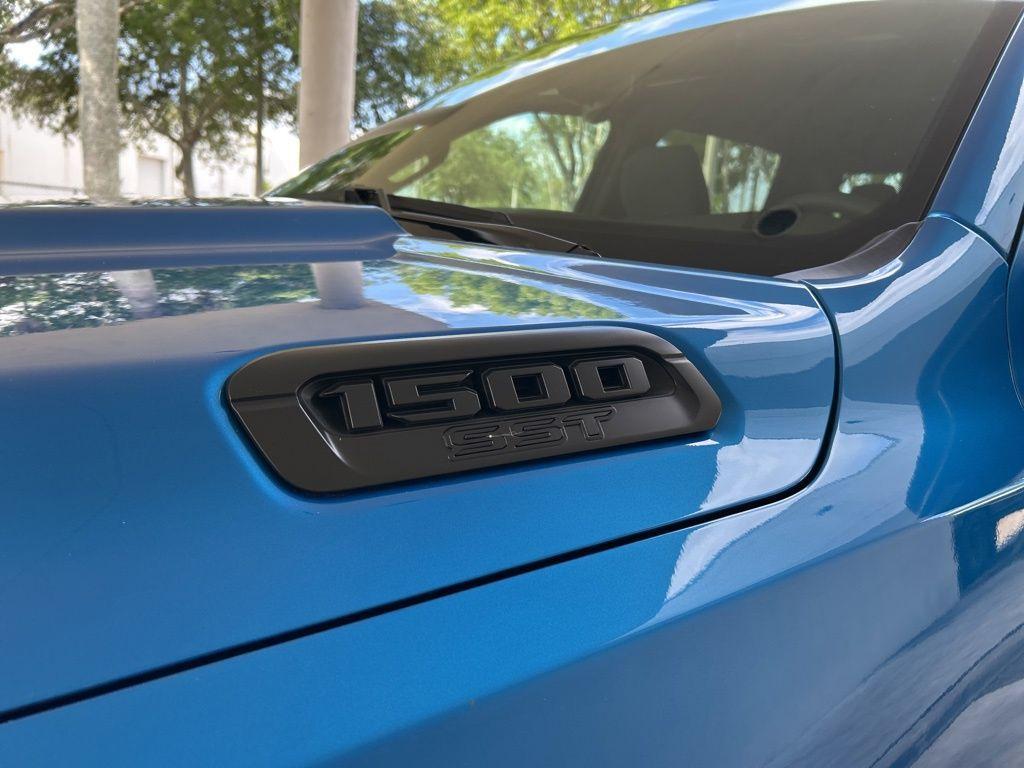new 2025 Ram 1500 car, priced at $50,584