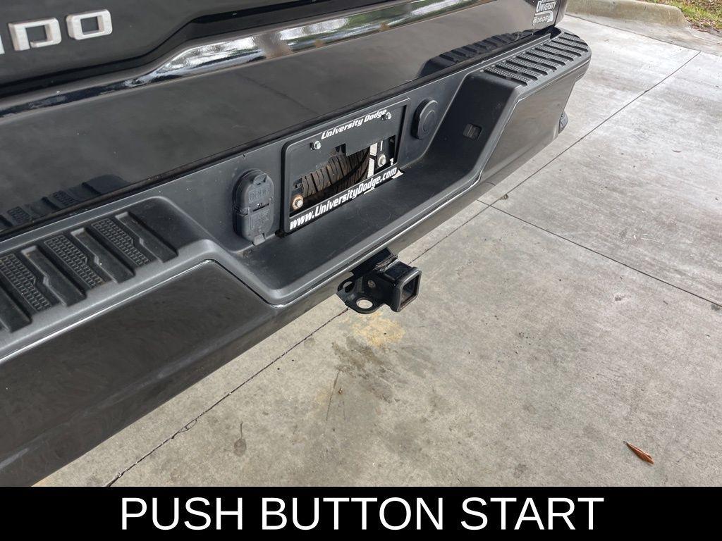 used 2022 Chevrolet Silverado 1500 Limited car, priced at $21,401