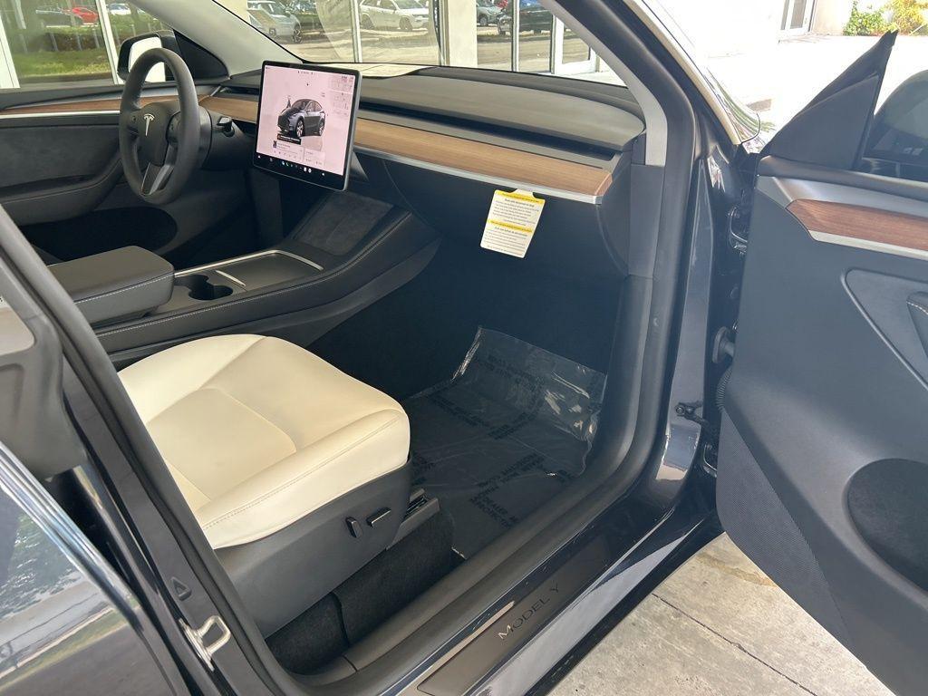 used 2024 Tesla Model Y car, priced at $35,399