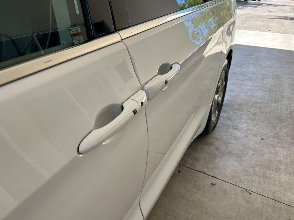 used 2024 Chrysler Pacifica car, priced at $30,597