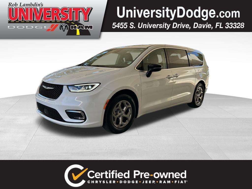 used 2024 Chrysler Pacifica car, priced at $30,000