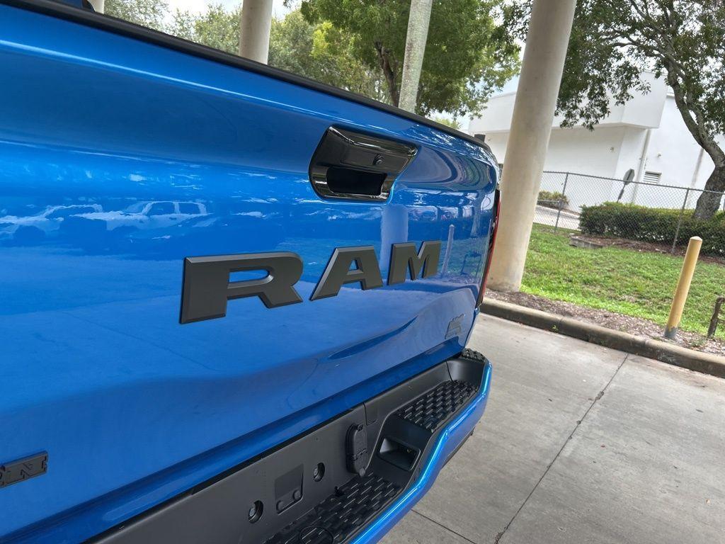 new 2025 Ram 1500 car, priced at $43,762