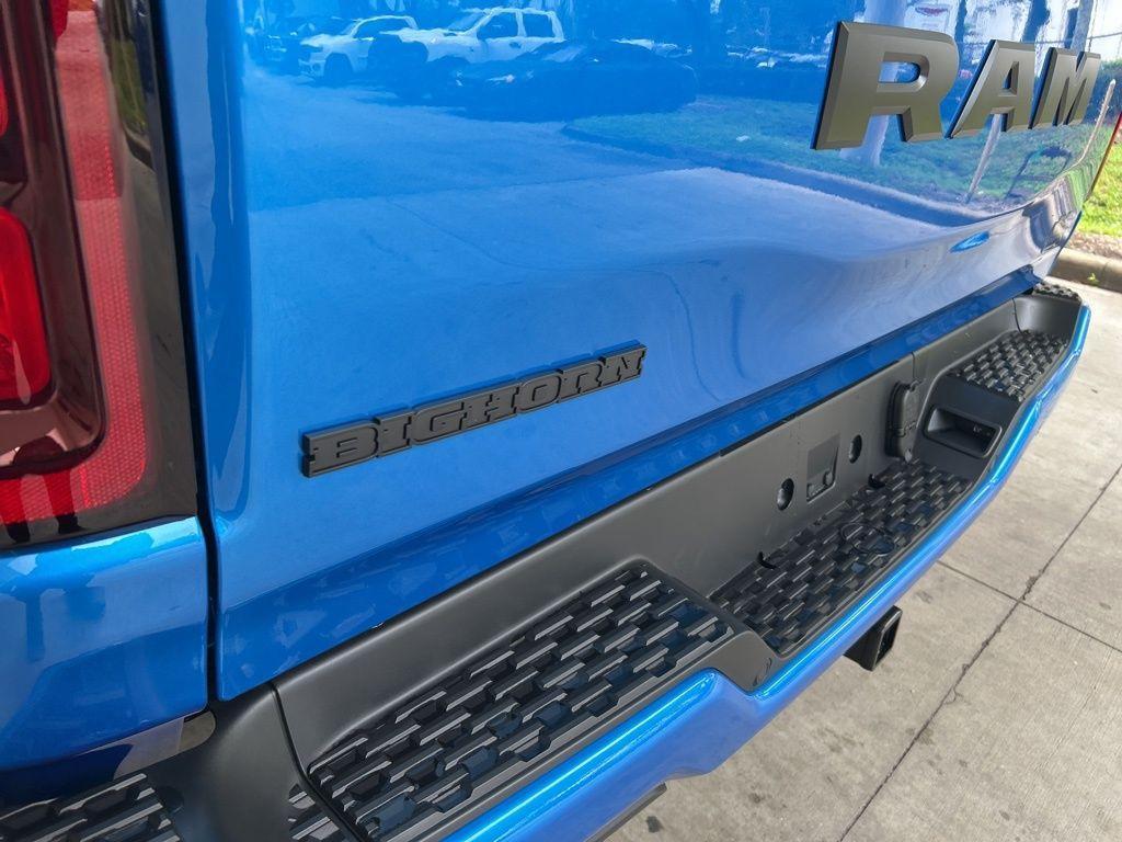 new 2025 Ram 1500 car, priced at $43,762