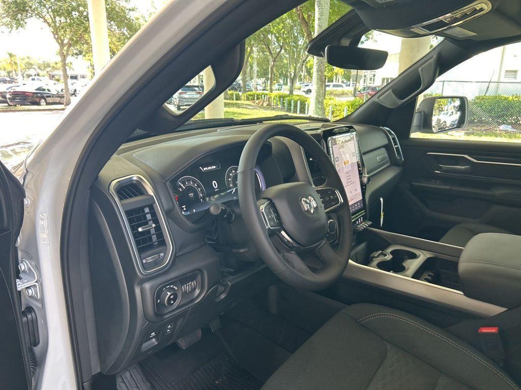 new 2025 Ram 1500 car, priced at $52,658
