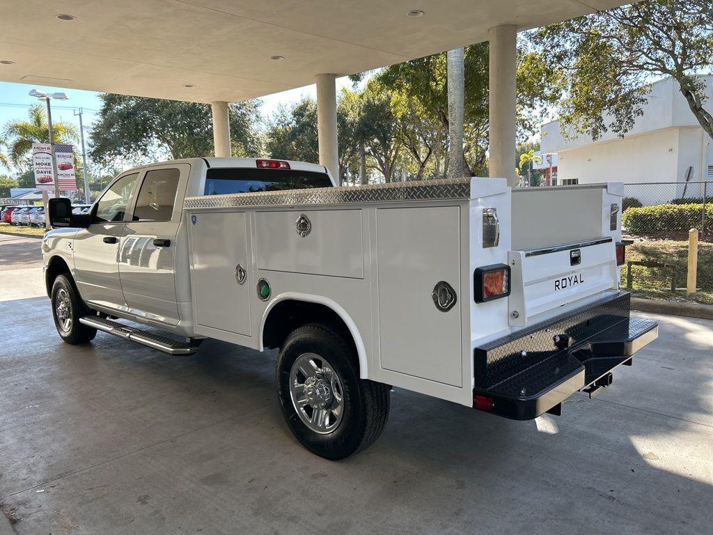 new 2024 Ram 3500 car, priced at $63,917