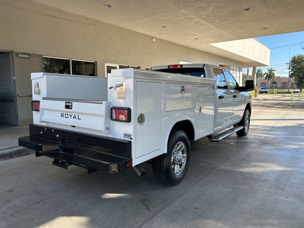 new 2024 Ram 3500 car, priced at $63,917