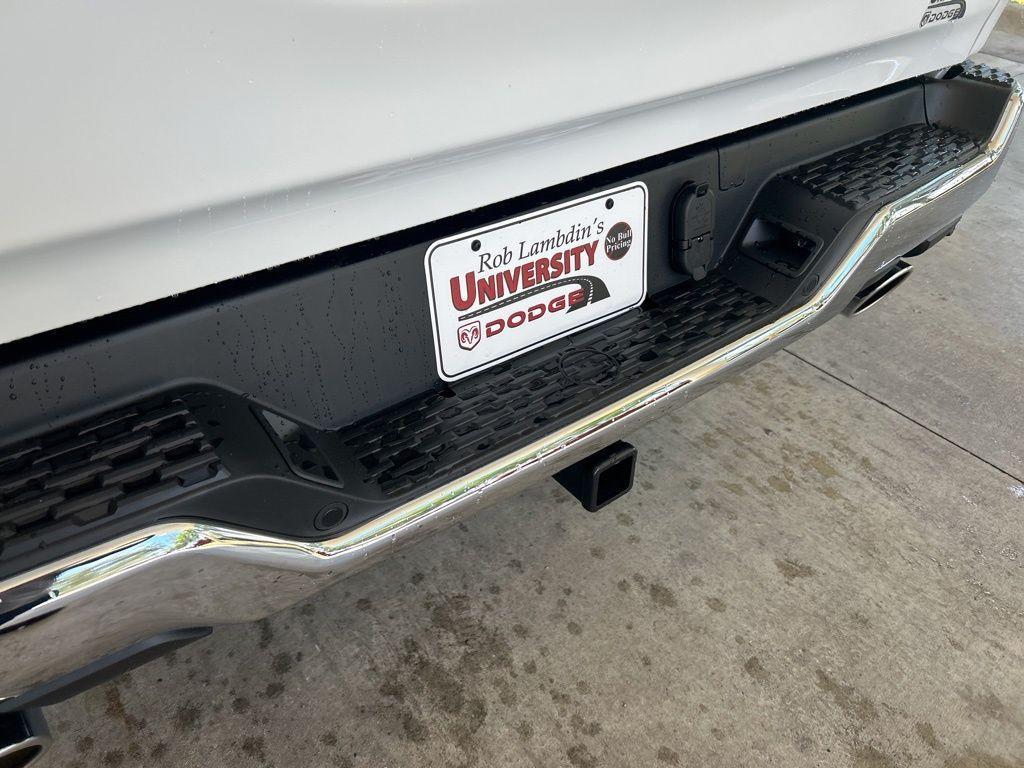 new 2025 Ram 1500 car, priced at $41,545