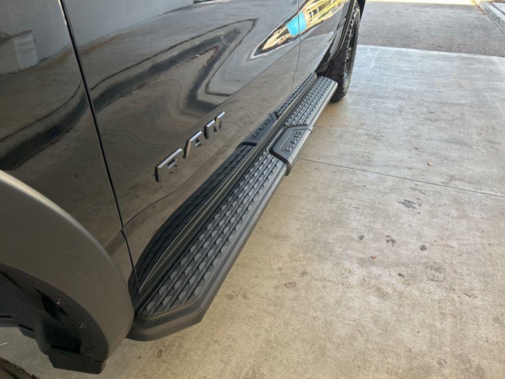 new 2025 Ram 1500 car, priced at $59,002