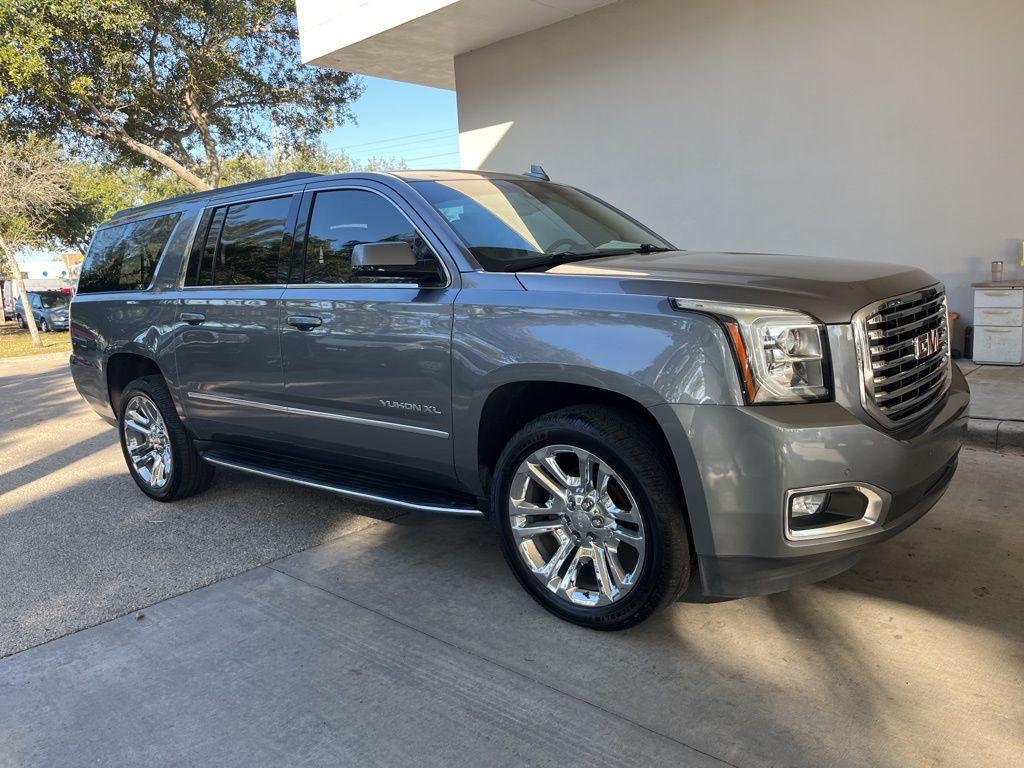 used 2020 GMC Yukon XL car, priced at $31,997