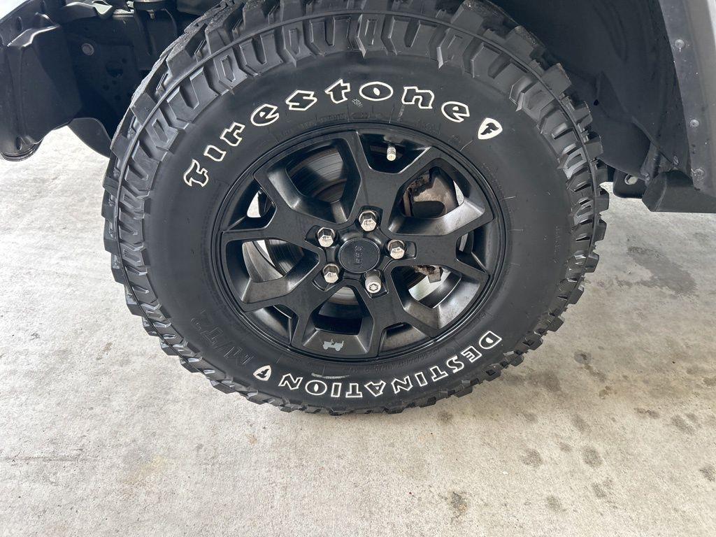 used 2022 Jeep Wrangler Unlimited car, priced at $31,951