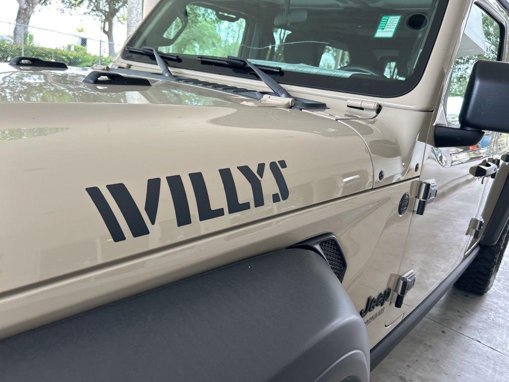 used 2022 Jeep Wrangler Unlimited car, priced at $31,951