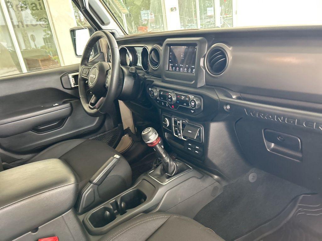 used 2022 Jeep Wrangler Unlimited car, priced at $31,951