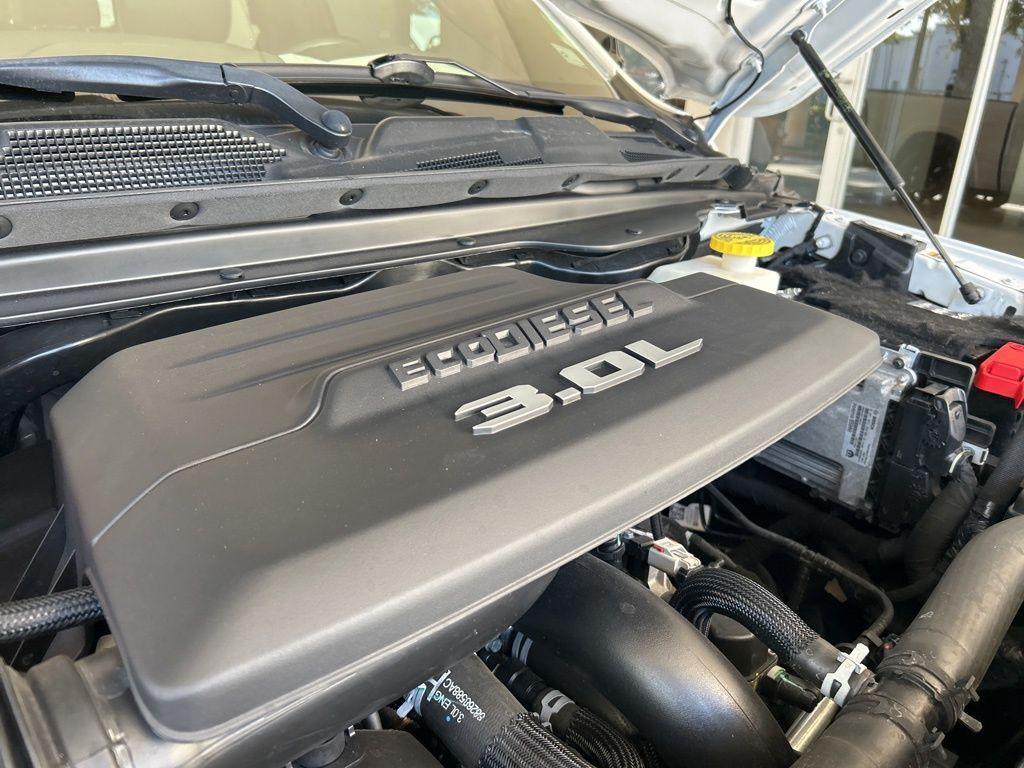 used 2022 Ram 1500 car, priced at $35,000