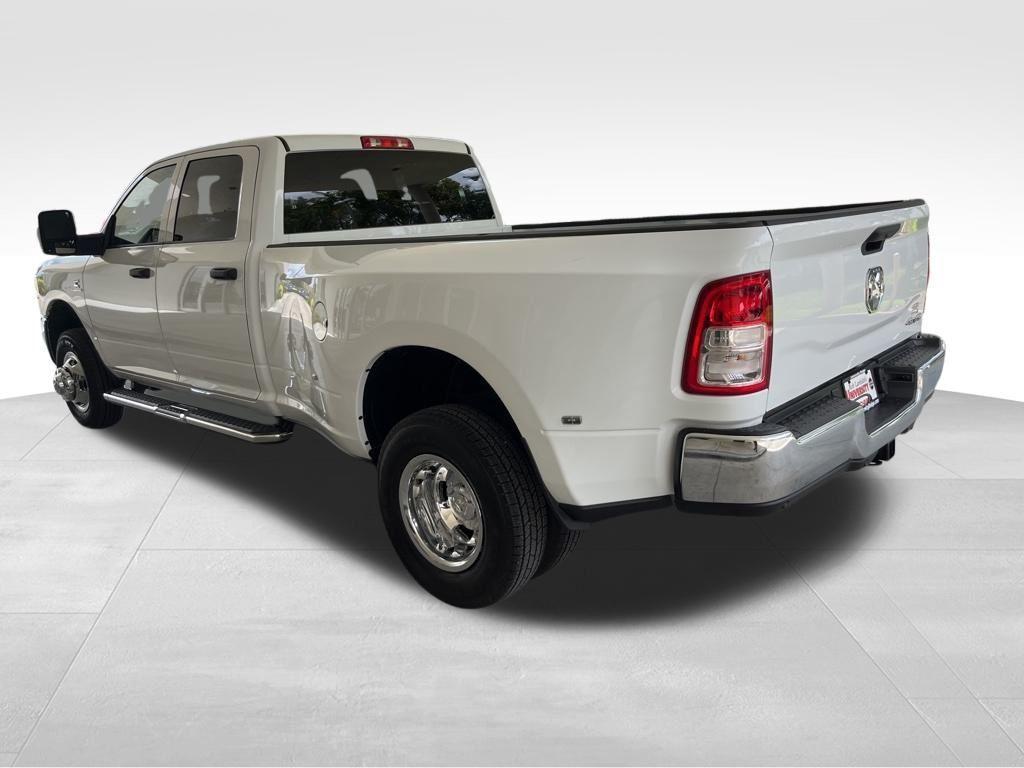 new 2024 Ram 3500 car, priced at $64,073