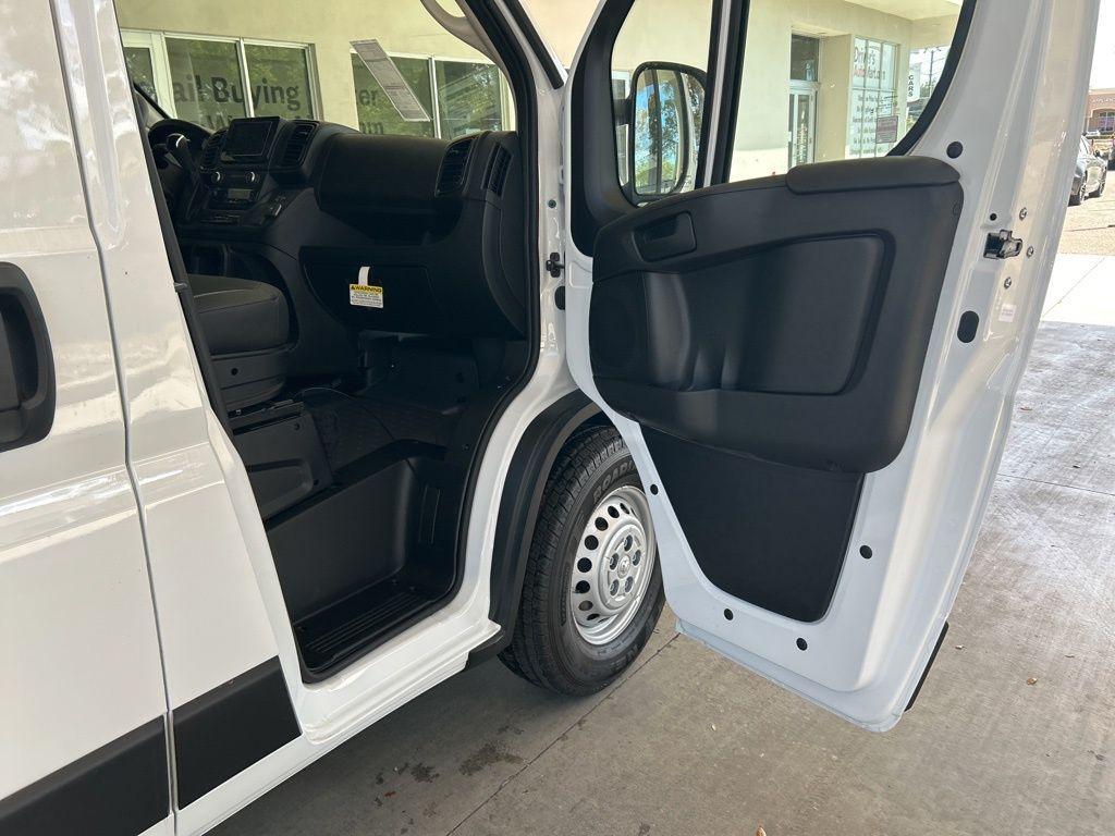 new 2025 Ram ProMaster 2500 car, priced at $49,458