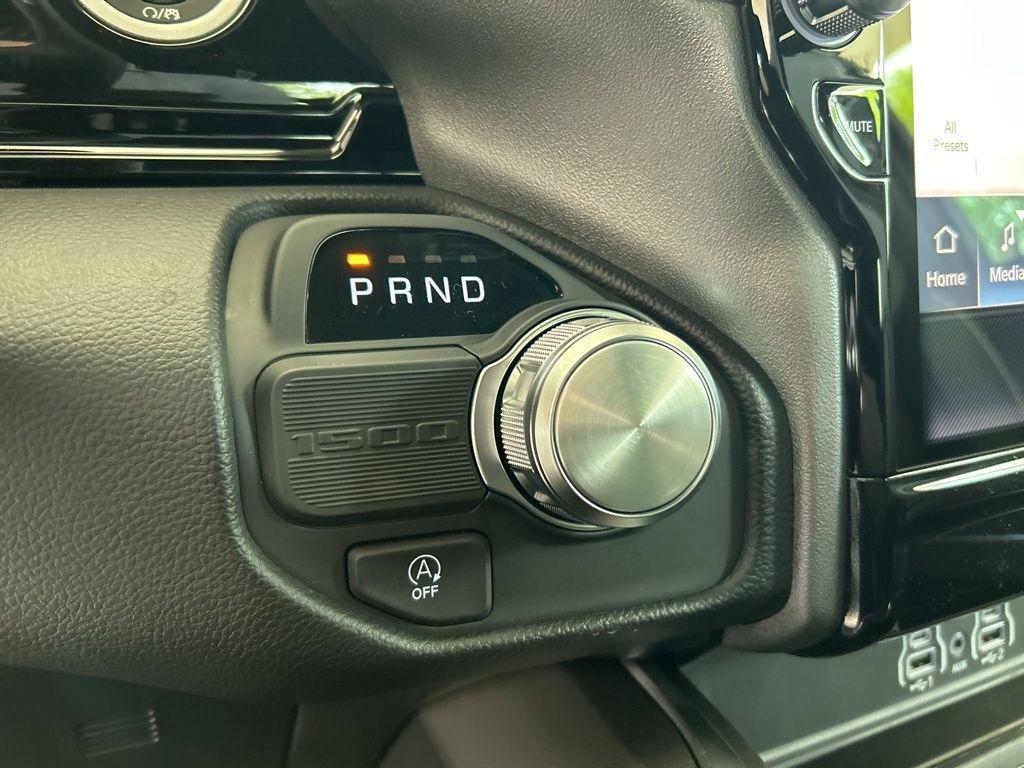 new 2025 Ram 1500 car, priced at $54,112