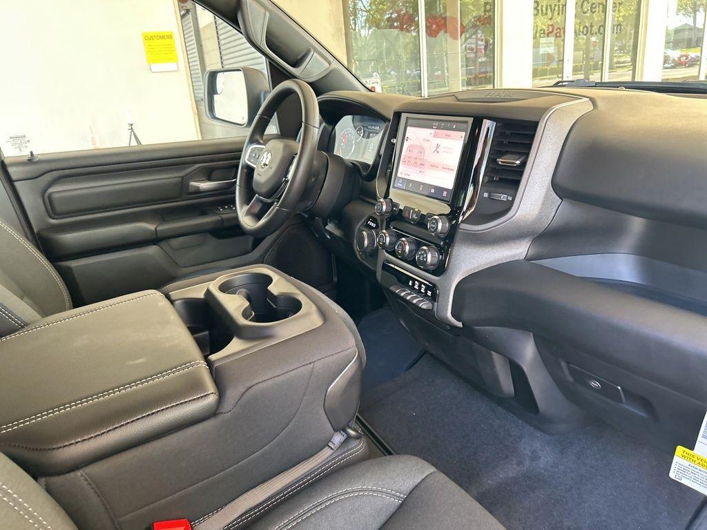 new 2025 Ram 1500 car, priced at $40,752