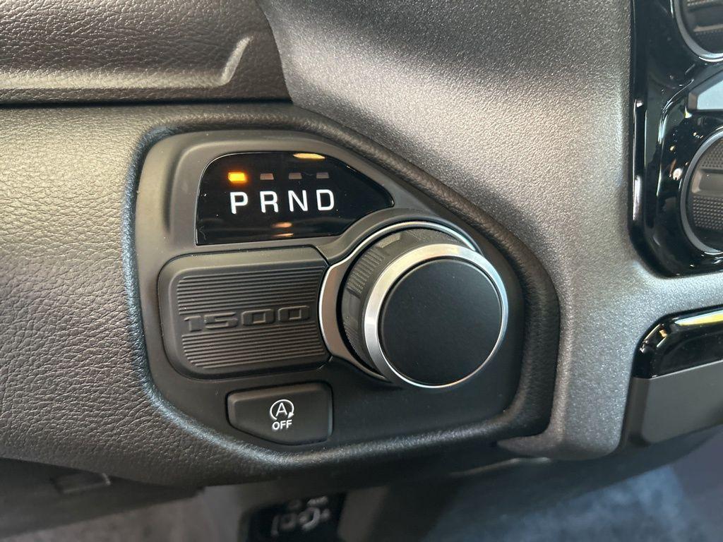 new 2025 Ram 1500 car, priced at $40,752
