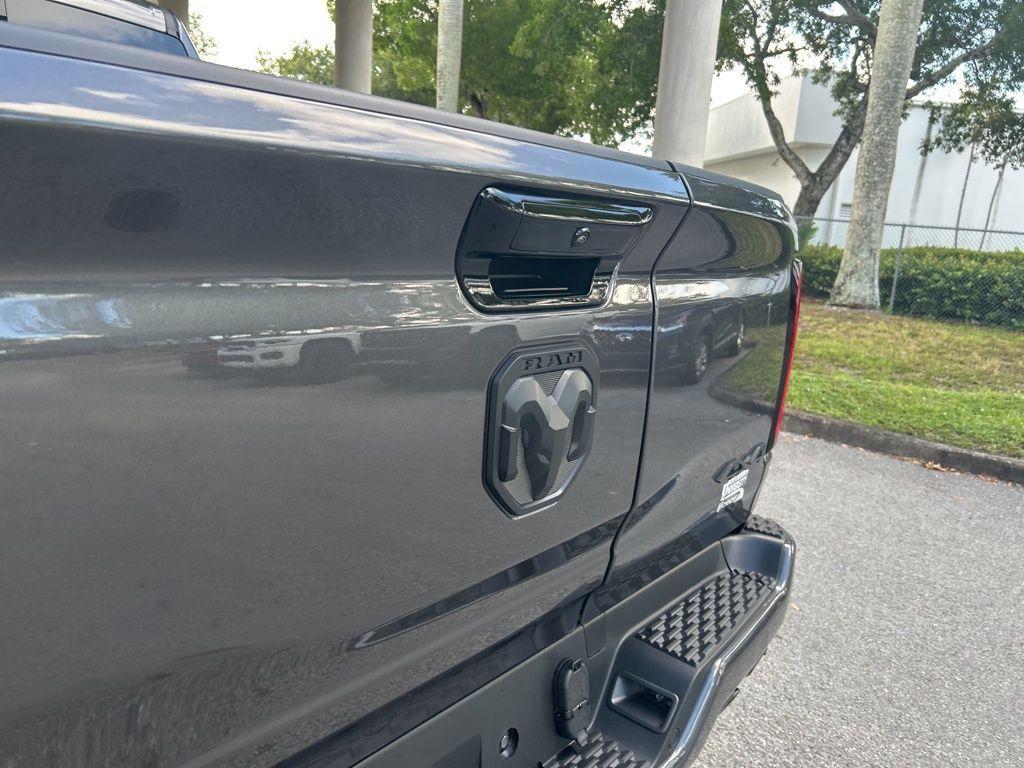 new 2025 Ram 1500 car, priced at $52,738