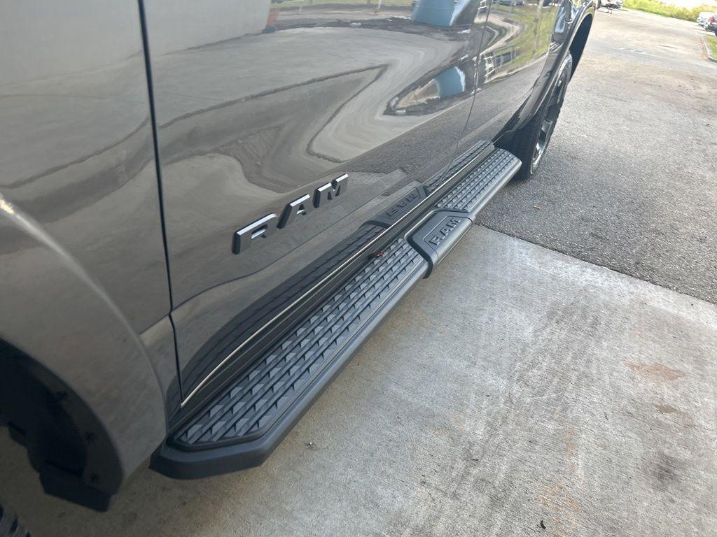 new 2025 Ram 1500 car, priced at $52,738
