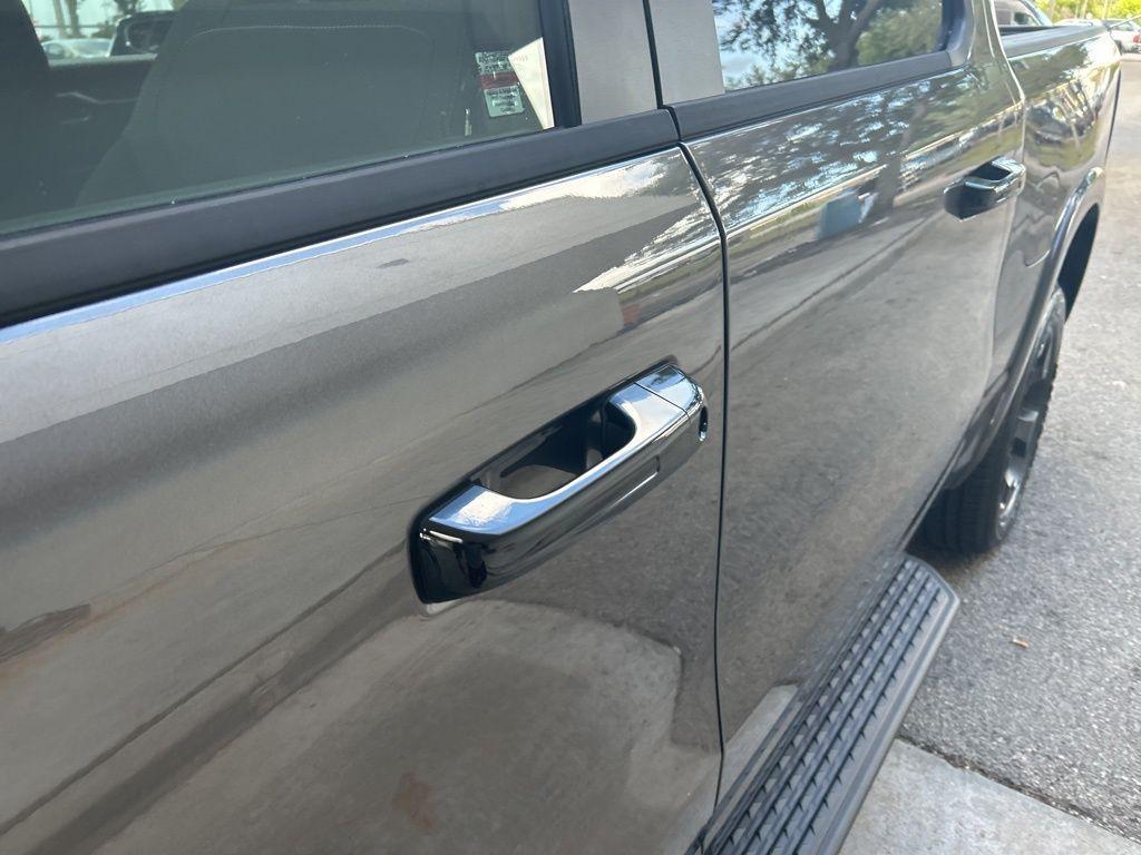 new 2025 Ram 1500 car, priced at $52,738