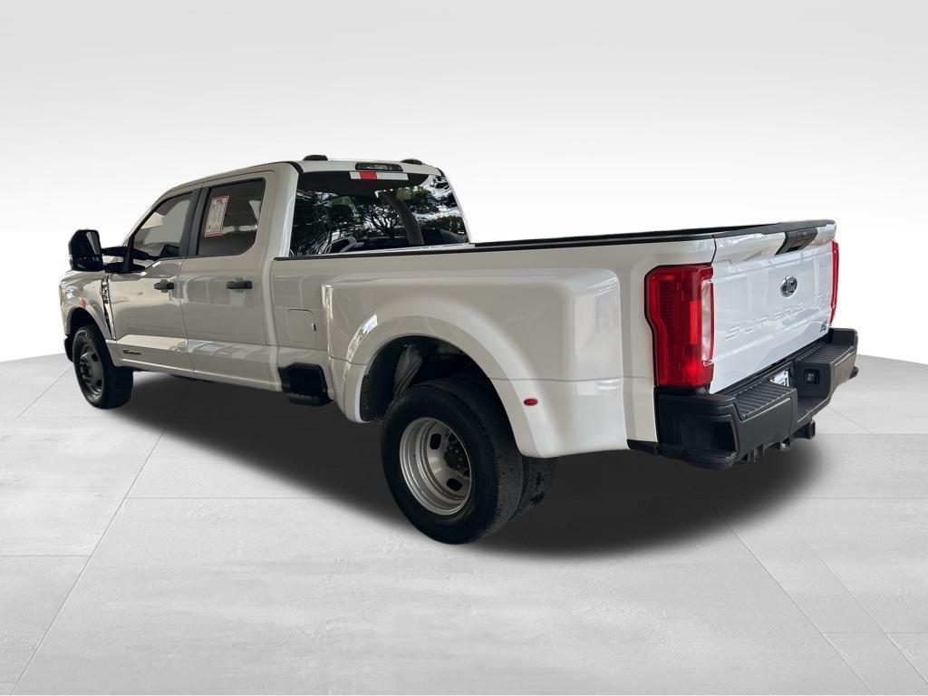 used 2023 Ford F-350 car, priced at $44,000