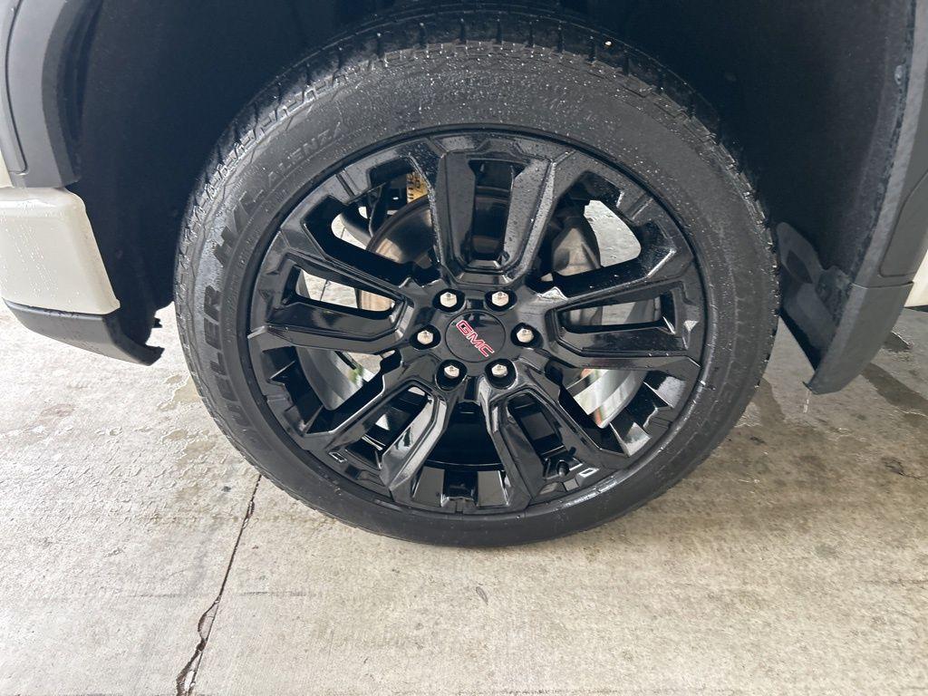 used 2022 GMC Sierra 1500 car, priced at $55,988