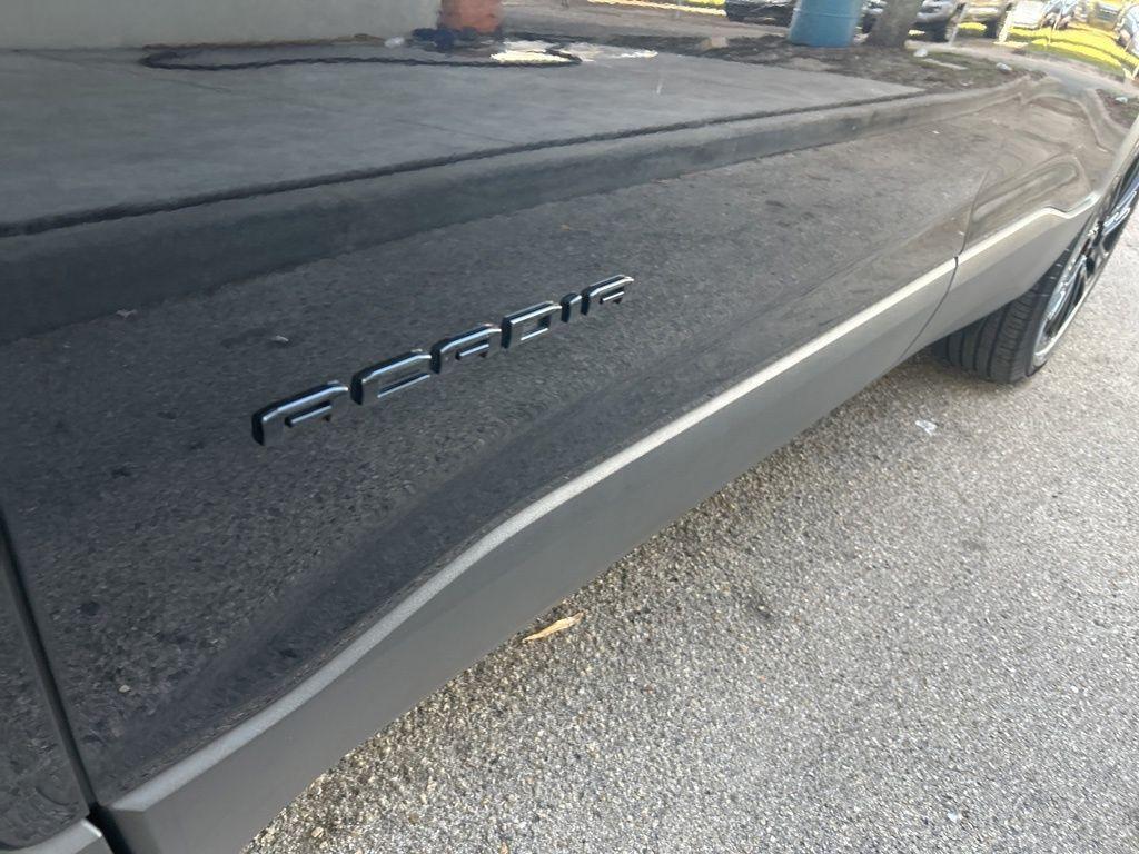 used 2022 GMC Acadia car, priced at $27,510
