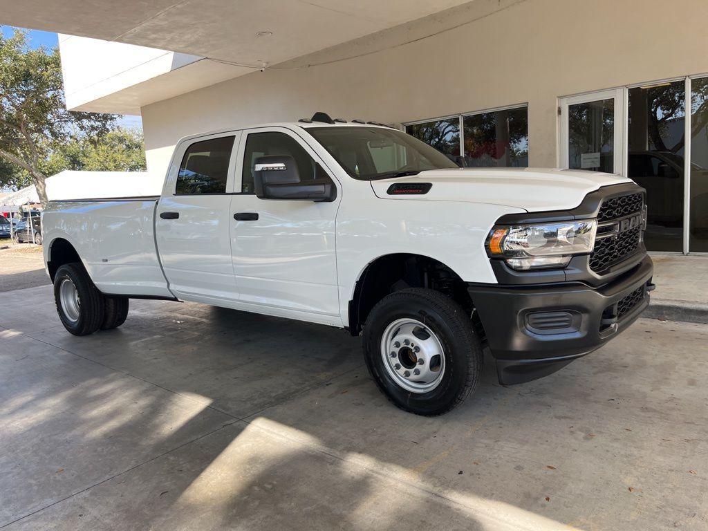 new 2024 Ram 3500 car, priced at $48,077