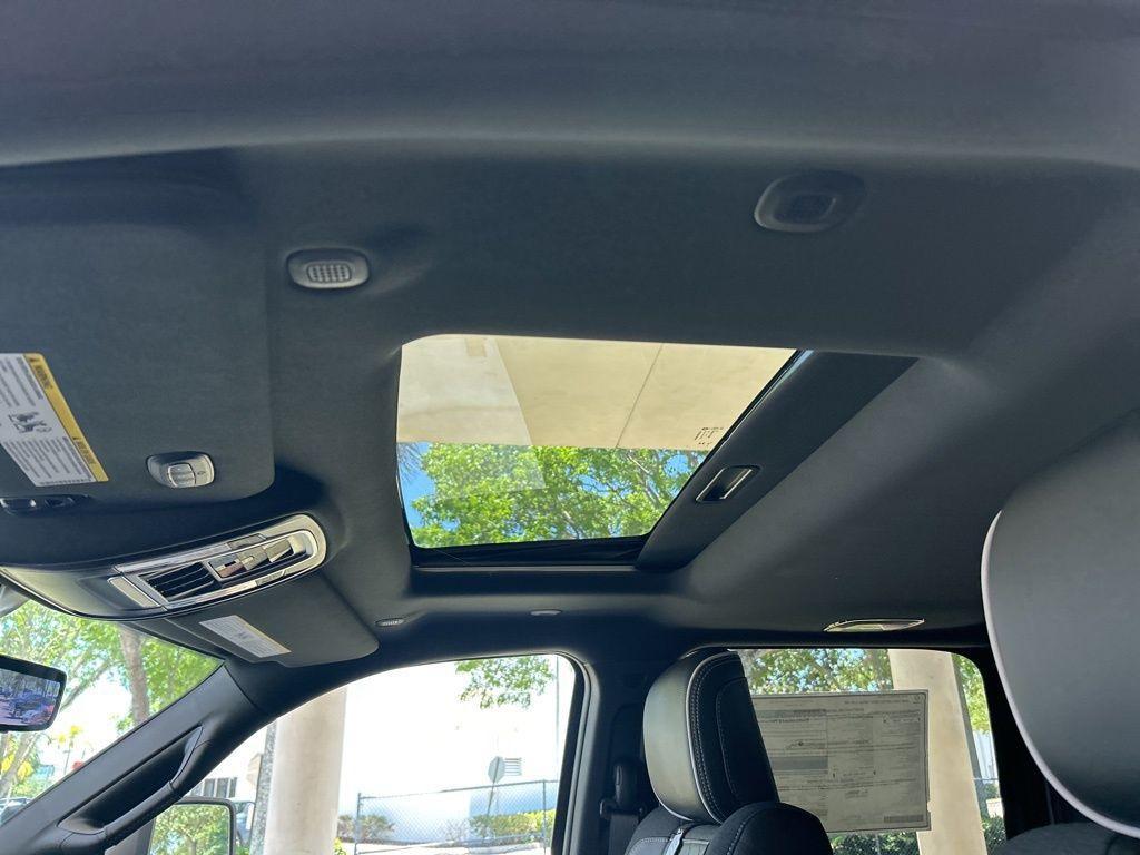 new 2025 Ram 2500 car, priced at $90,621