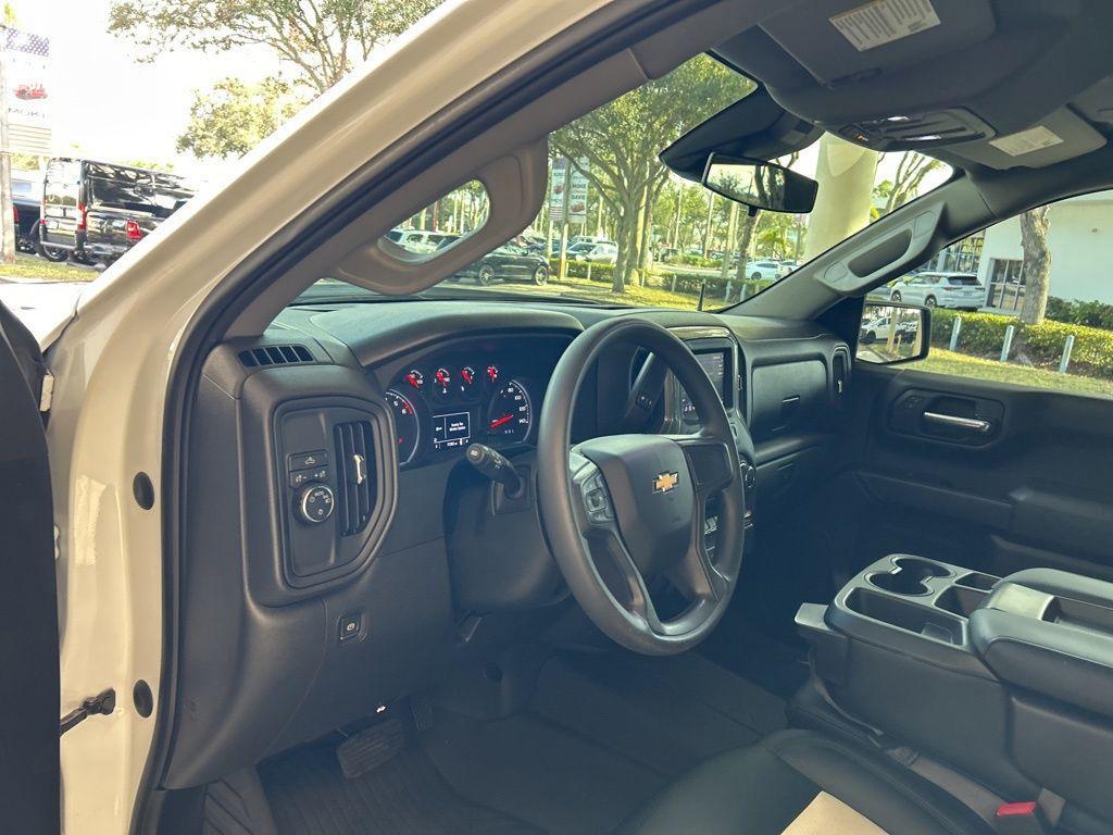 used 2022 Chevrolet Silverado 1500 car, priced at $29,995