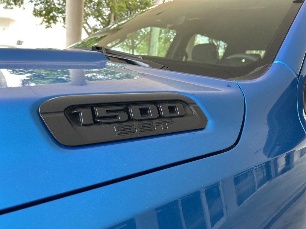 new 2025 Ram 1500 car, priced at $45,064