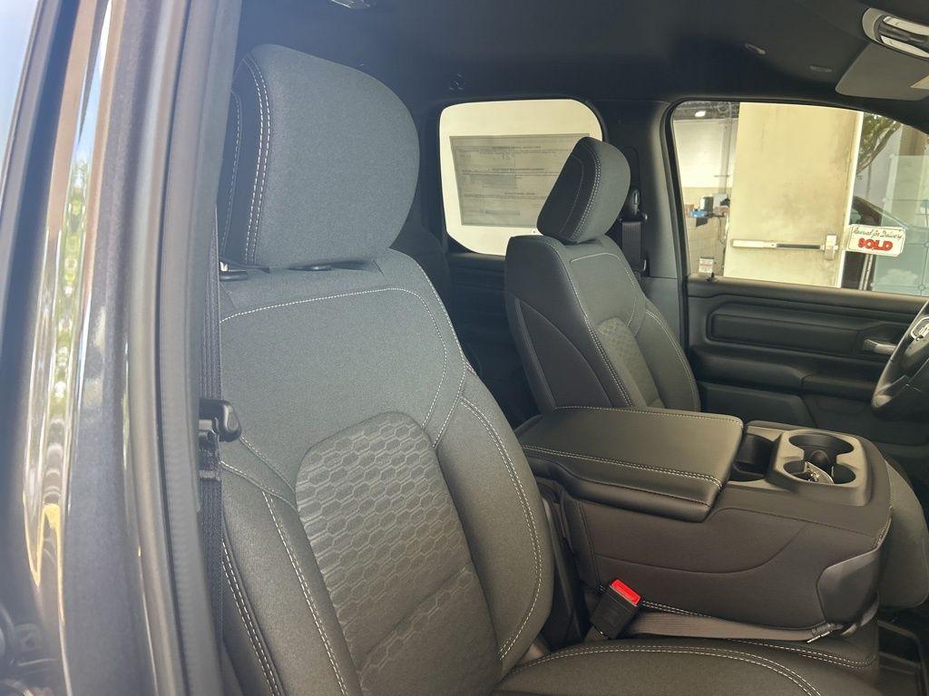 new 2025 Ram 1500 car, priced at $42,323