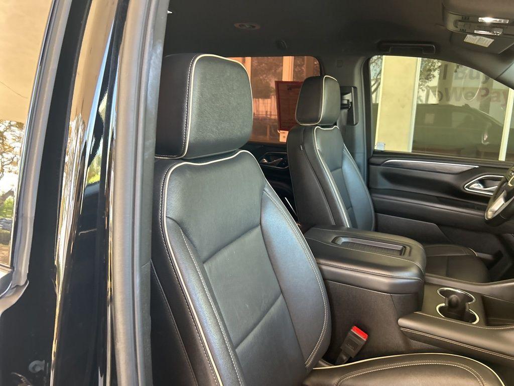 used 2023 GMC Yukon XL car, priced at $51,297