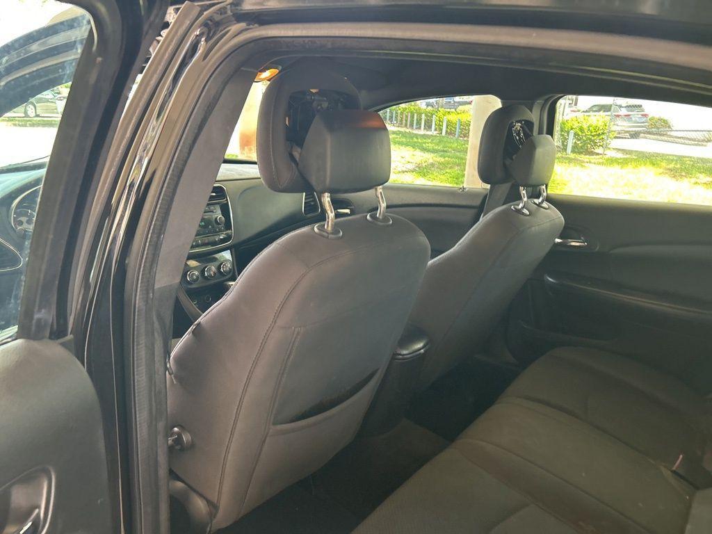 used 2014 Chrysler 200 car, priced at $3,300