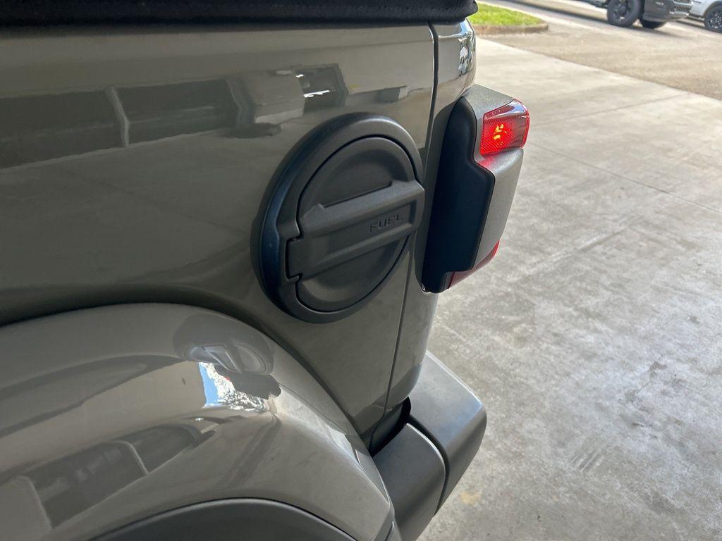 used 2018 Jeep Wrangler Unlimited car, priced at $22,694