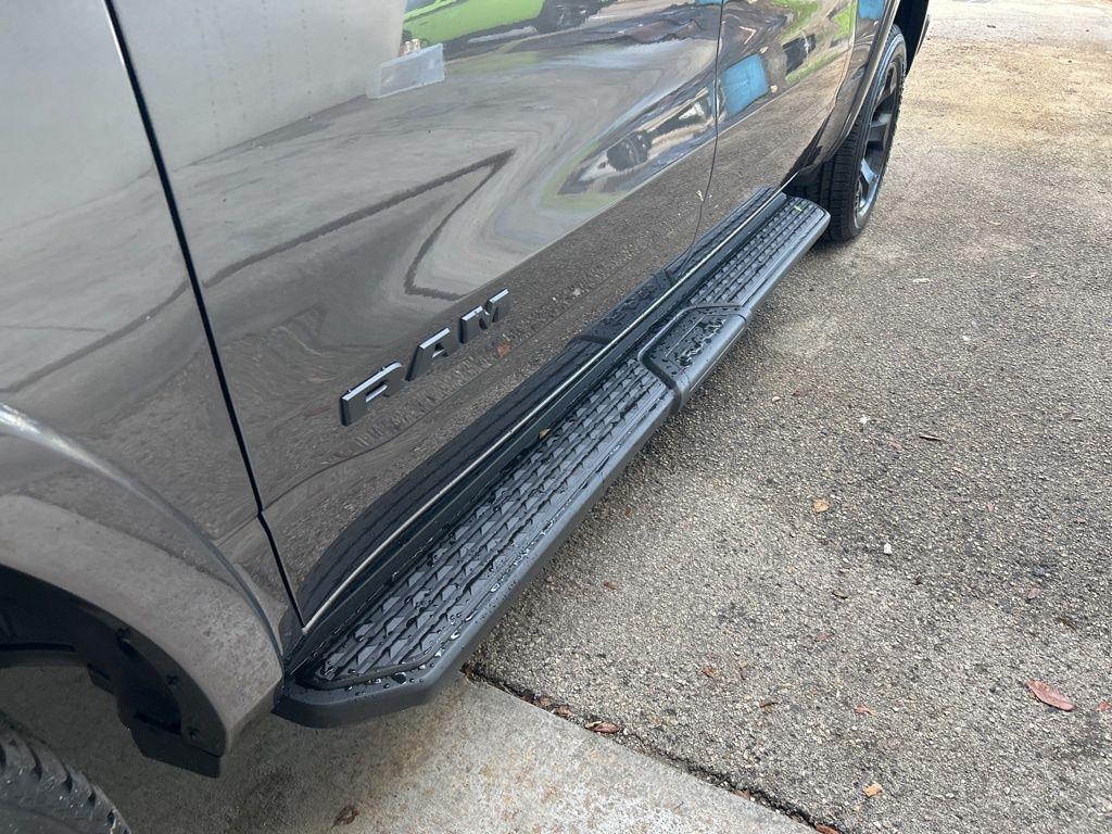 new 2025 Ram 1500 car, priced at $42,928