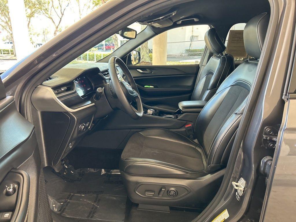 used 2023 Jeep Grand Cherokee L car, priced at $21,886