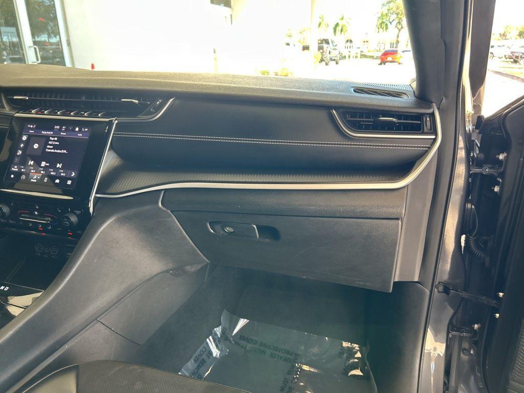 used 2023 Jeep Grand Cherokee L car, priced at $21,886