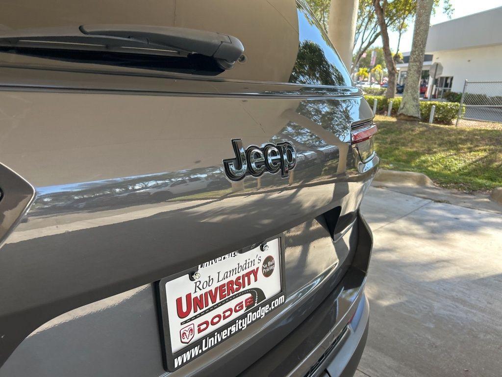 used 2023 Jeep Grand Cherokee L car, priced at $21,886