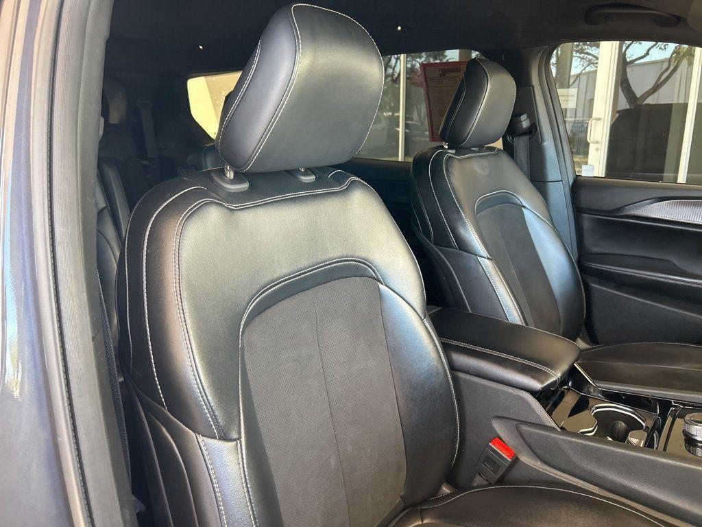 used 2023 Jeep Grand Cherokee L car, priced at $21,886