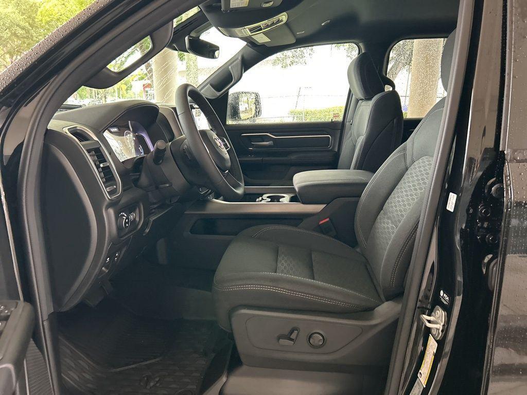 new 2025 Ram 1500 car, priced at $47,472