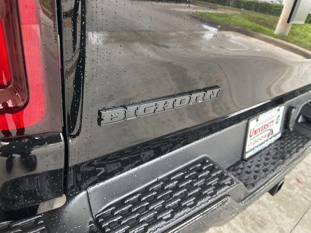 new 2025 Ram 1500 car, priced at $47,472