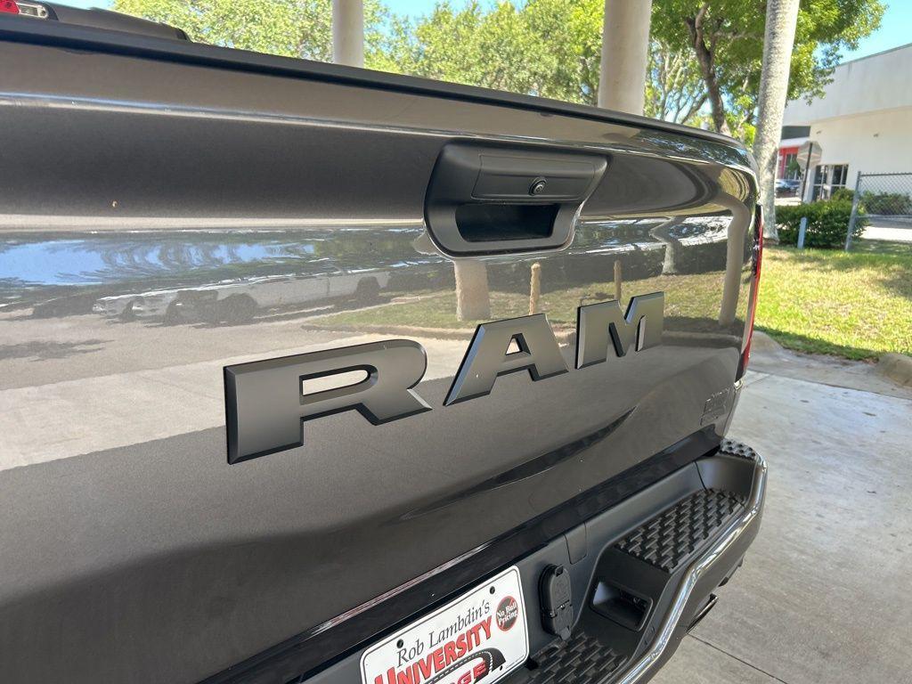 new 2025 Ram 1500 car, priced at $39,767